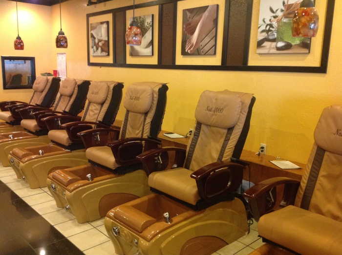 Nail 2000 Waco ♥ Locals Love Us